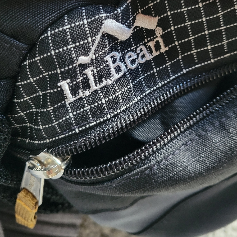 Vintage 90s L.L. Bean Waist Pack Crossbody Bag Hiking Pack Black and Yellow - Picture 9 of 11